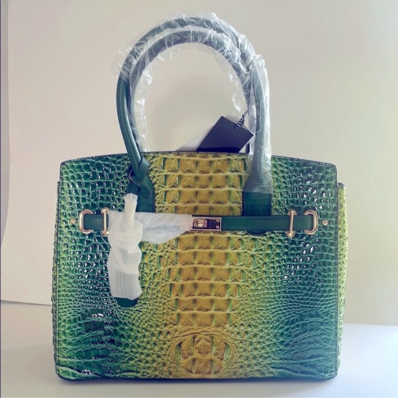 CFN Handbags - CFN Set Like Brahmin Tote & Wallet Set in Crocodile-Vegan Leather NWT $588 MSRP